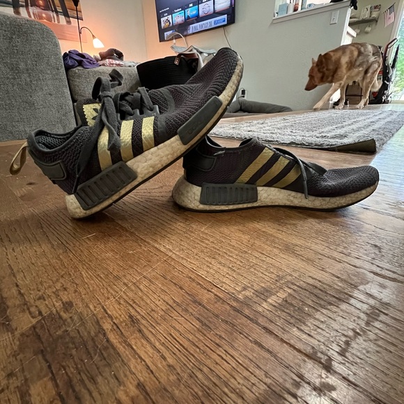 ADIDAS Women’s NMD R1 - Picture 3 of 4